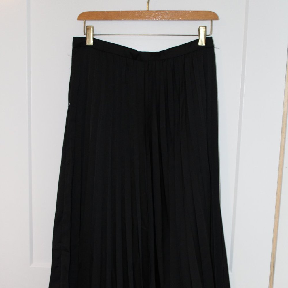 J. Crew pleated black skirt